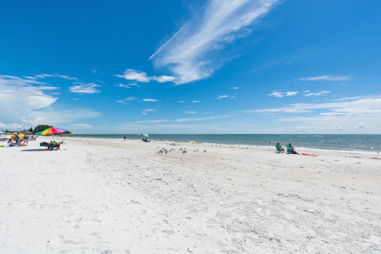 104 Las Brisas Condo St. Pete Beach Eksteriør billede